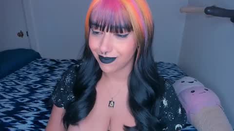 Rae  online show from December 6, 3:06 pm