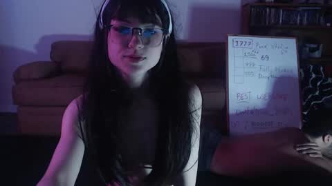 Vivienne online show from January 18, 6:56 am