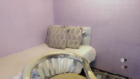 xsabbylicious69 online show from December 19, 5:36 am