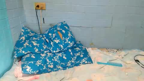 Snapshot of xsavagemistressx chatting on February 18, 10:03 pm Ask Me Baby  online show from February 18, 10:03 pm