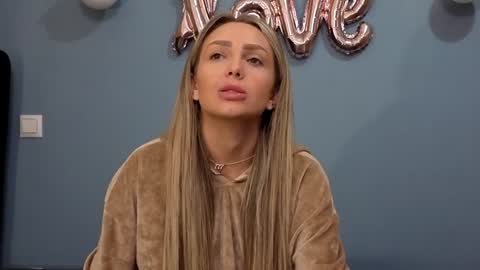 Snapshot of xsexycouples chatting on February 26, 1:36 am AnnaMaee online show from February 26, 1:36 am