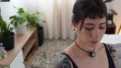 Blue online show from June 16, 9:30 pm