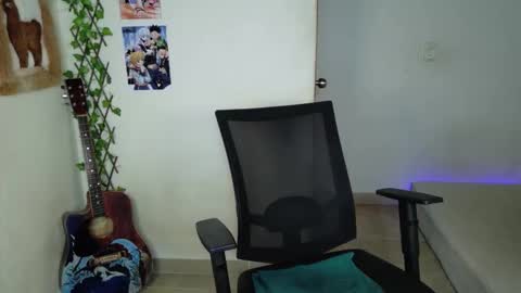 xtranherr online show from March 27, 12:38 am