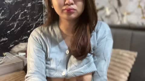 xtremelyasian online show from May 18, 4:13 pm