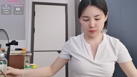 xuyihan online show from February 24, 6:38 am