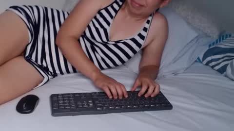 Gabriela and Camila online show from March 2, 3:37 pm