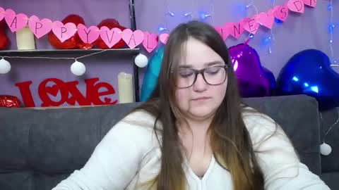 Snapshot of xx_daniella_xx chatting on February 15, 3:42 am xx daniella xx online show from February 15, 3:42 am