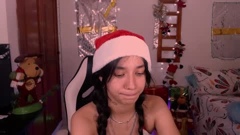 Snapshot of xx_x_mg chatting on December 24, 3:47 pm Jacky online show from December 24, 3:47 pm