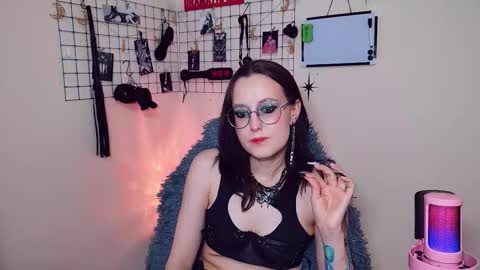 xxgoddesslxx online show from February 19, 7:02 pm