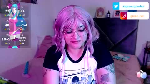 Snapshot of xxgreengoodxx chatting on September 10, 2:23 am xxgreengoodxx online show from September 10, 2:23 am