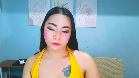 xxirene online show from May 18, 6:25 pm