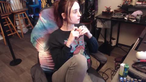 Lilith online show from October 22, 3:21 am