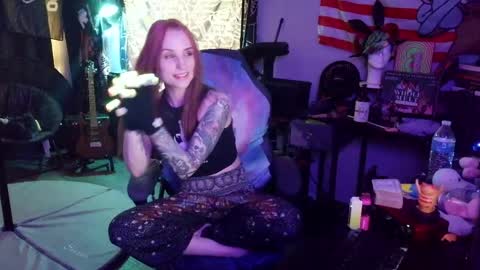 Lilith online show from June 2, 11:29 pm