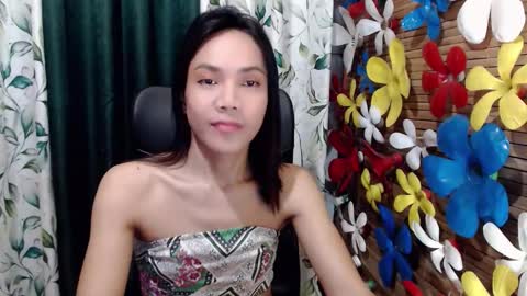 Snapshot of xxskinny_alonzoxx chatting on October 8, 3:07 pm Ali online show from October 8, 3:07 pm