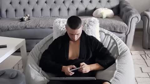 Snapshot of xxx_alejandro chatting on September 28, 6:44 am xxx_alejandro online show from September 28, 6:44 am