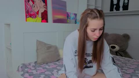 Eva online show from March 4, 5:15 am