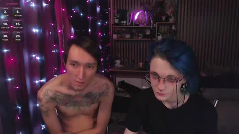 Ray and Andy online show from April 3, 7:04 am