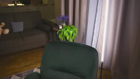 Molly online show from November 15, 2:29 pm