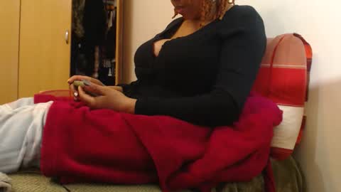 Ayanda online show from May 14, 6:39 pm