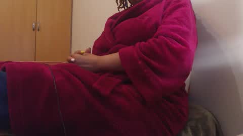 Ayanda online show from May 7, 6:47 pm
