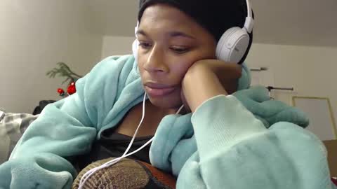 Danielle online show from January 5, 11:41 pm