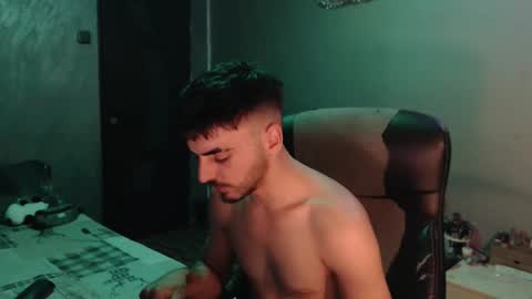 xxxdonpuiuuxxx online show from December 18, 7:09 pm