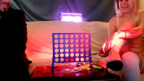 Snapshot of xxxgrillcheese chatting on February 27, 7:41 am XXXGrillCheese online show from February 27, 7:41 am