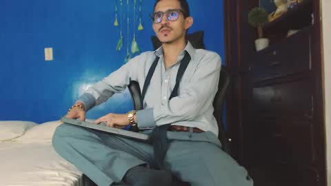 Kev online show from October 29, 8:20 pm