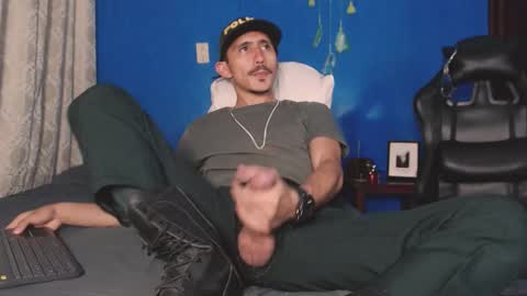 Kev online show from October 24, 8:42 pm