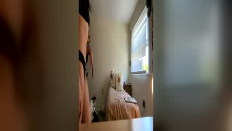 xxxsophiaday online show from June 19, 8:37 pm