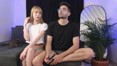 Snapshot of xxxvandersexxx chatting on January 31, 11:56 pm July and Fer online show from January 31, 11:56 pm