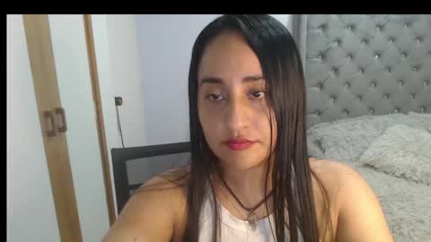 Snapshot of xxxvenus888 chatting on March 8, 10:56 pm Lunhaa online show from March 8, 10:56 pm