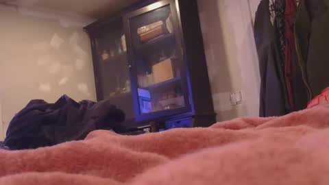 Xzbib online show from February 6, 6:43 pm