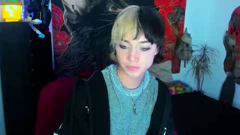 xzerox_ online show from December 4, 8:52 pm