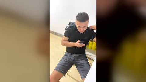 y497059 online show from July 17, 1:02 pm