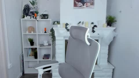 yamitwink online show from October 29, 8:20 pm