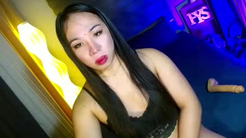 REYAN online show from February 24, 3:42 am