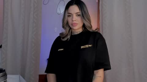 YANDRA CELIS online show from January 14, 4:36 am