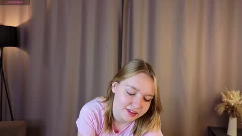 Kate online show from October 24, 1:34 pm