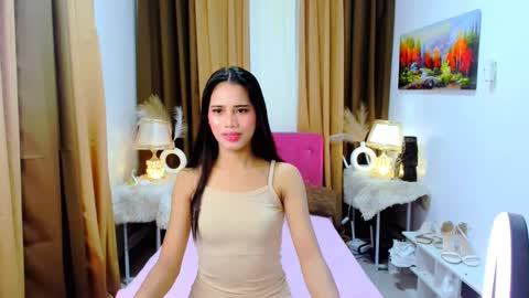 Snapshot of yanna_faulkerson chatting on October 11, 9:36 am Yanna online show from October 11, 9:36 am
