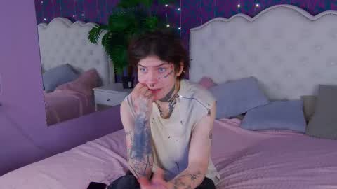 yaowu_ online show from February 19, 9:03 pm