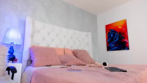 Yara Bliss  online show from October 9, 4:34 pm