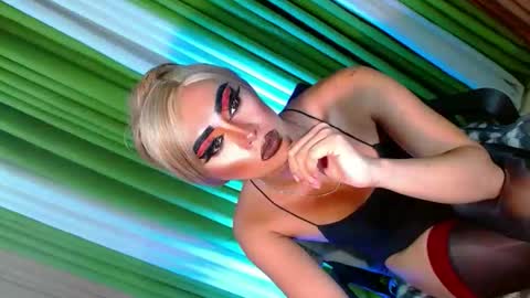 miss yasii online show from October 3, 8:06 pm