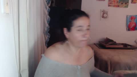 yasmin_love85 online show from October 31, 3:34 pm