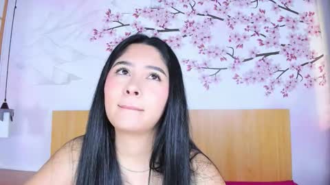 Snapshot of yasminn_scott chatting on September 20, 12:52 pm Yasminn Scott online show from September 20, 12:52 pm