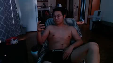 yawnimhorny online show from November 18, 2:36 am