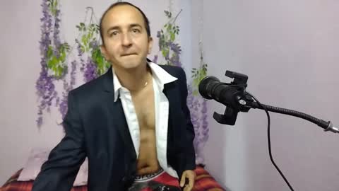 Snapshot of yazflor chatting on September 22, 3:16 pm Hazzan y Greisy online show from September 22, 3:16 pm