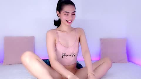 Snapshot of yazmin_amorxx chatting on October 3, 5:32 pm Zaimin Yaz online show from October 3, 5:32 pm