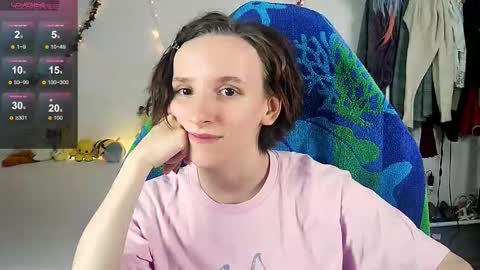 Liya online show from October 31, 5:13 pm