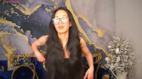 yennstar online show from February 21, 8:23 pm